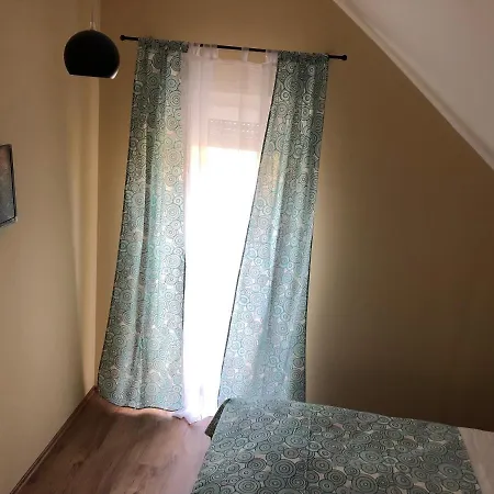 Guest house Merula Park Eger