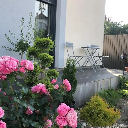 Guest house Merula Park Eger